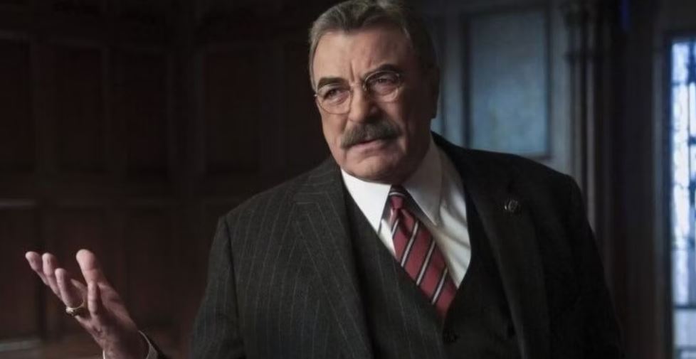 Blue Bloods Season 14 Images Tease Cbs Show’S Drama-Filled Final ...
